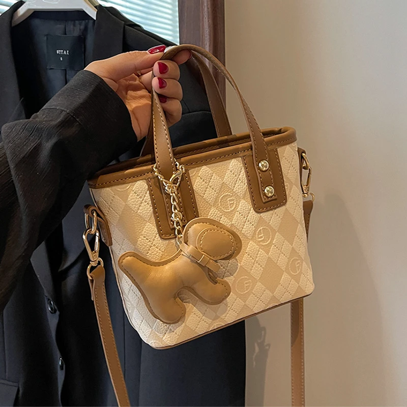 【压花工艺】迷你小拎包女士新款时尚百搭单肩斜挎水桶包【3066-V8】