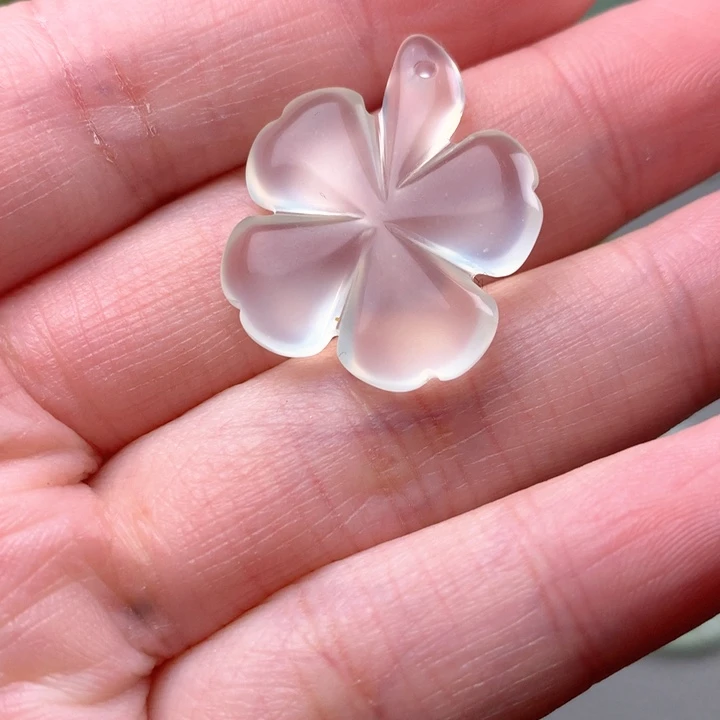 蛇纹石玉未镶嵌颈饰岫玉