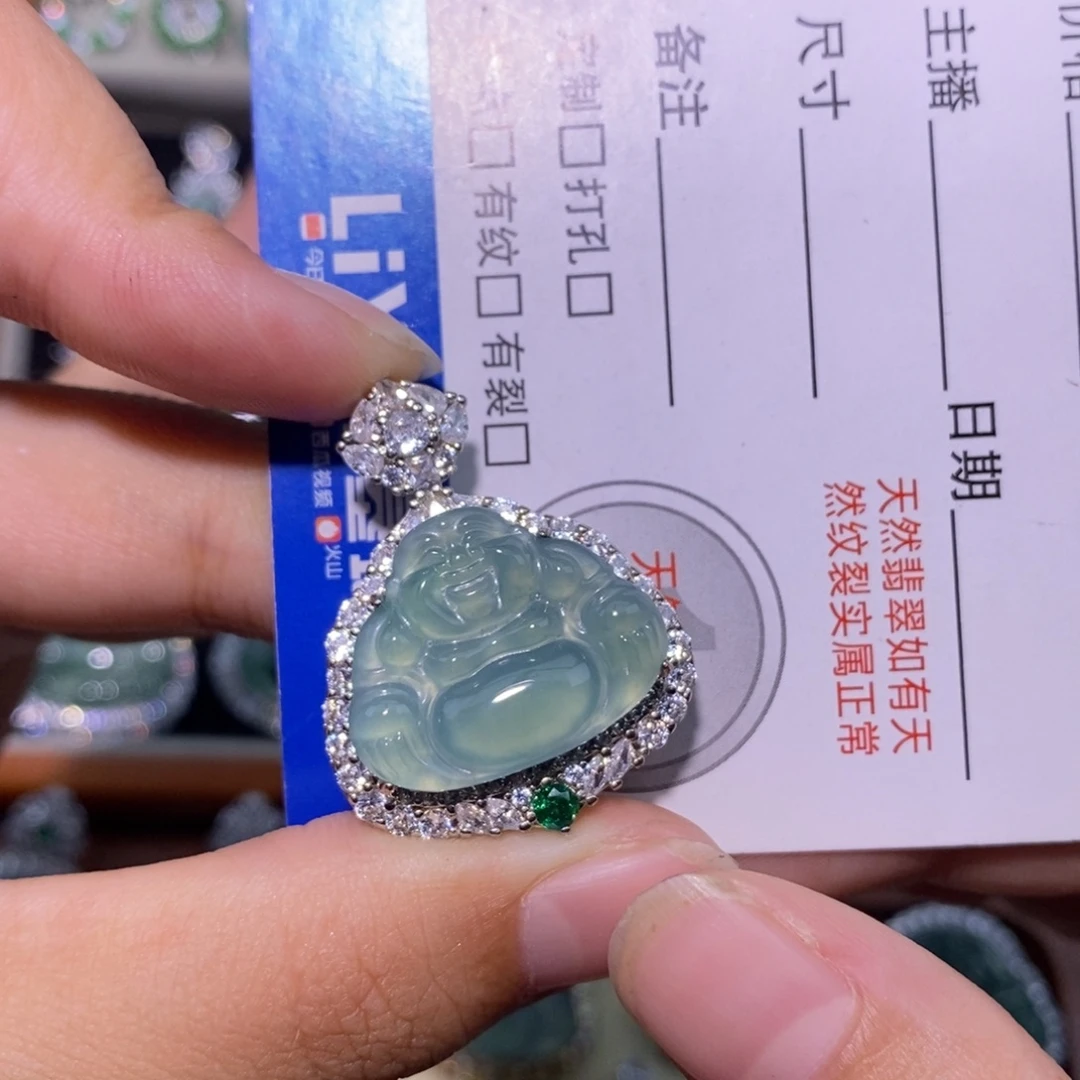 颈饰未镶嵌翡翠天然