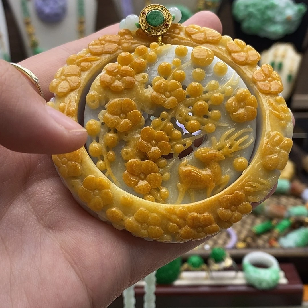 翡翠未镶嵌颈饰手镯套装58.5