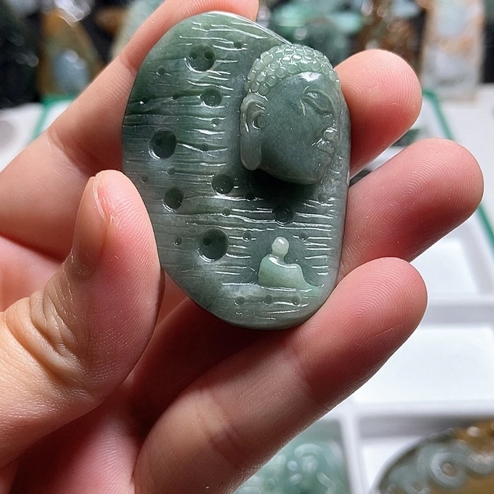 翡翠未镶嵌颈饰翡翠a货