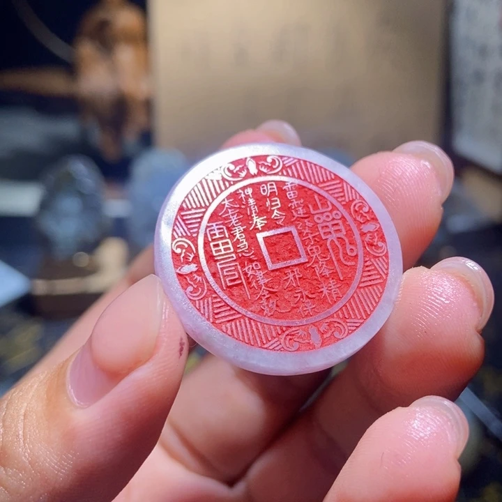 善***间定制翡翠未镶嵌天然翡翠玉石雕刻