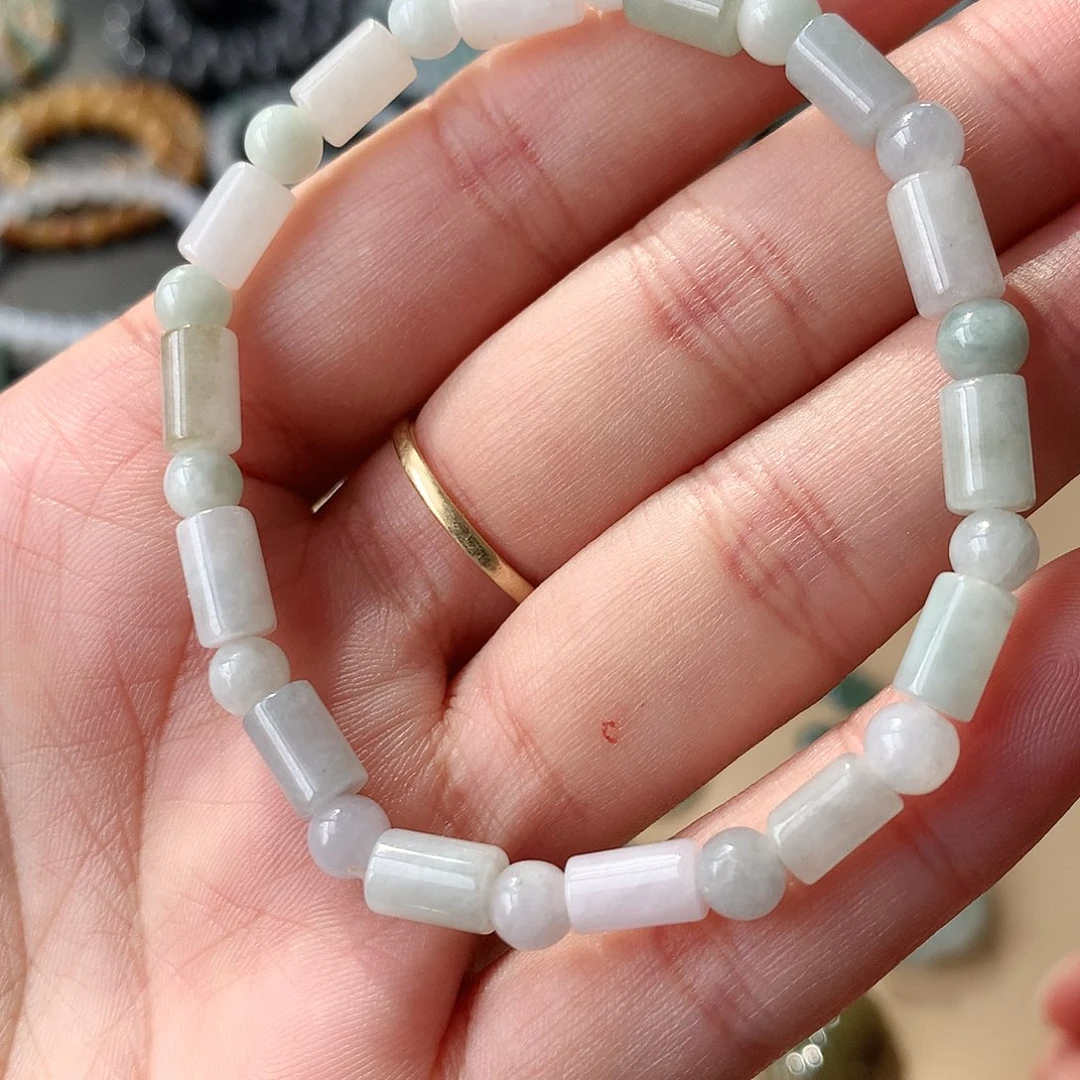 翡翠未镶嵌颈饰手串