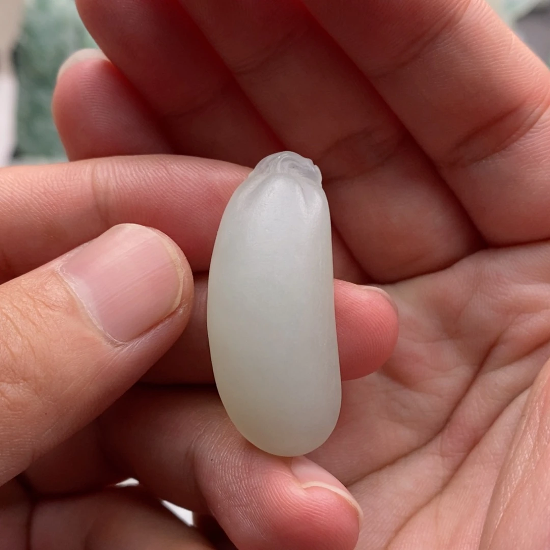 未镶嵌定制翡翠天然缅甸翡翠吊坠