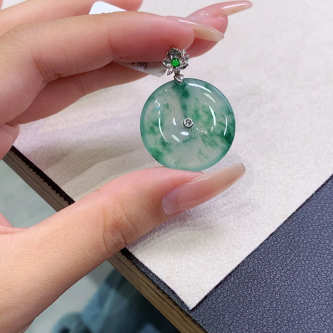 翡翠18K金镶嵌吊坠(不含链)24.8-5.3