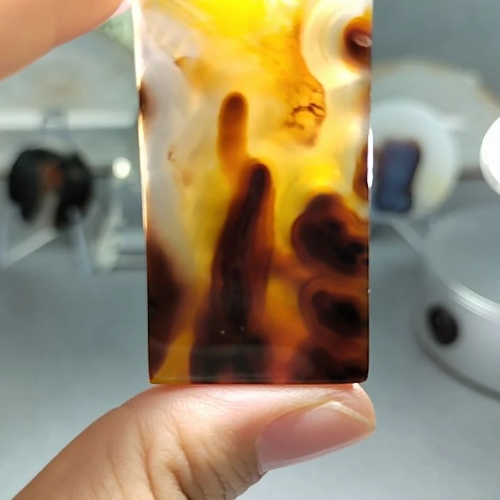 玛瑙/玉髓未镶嵌吊坠挂牌人物