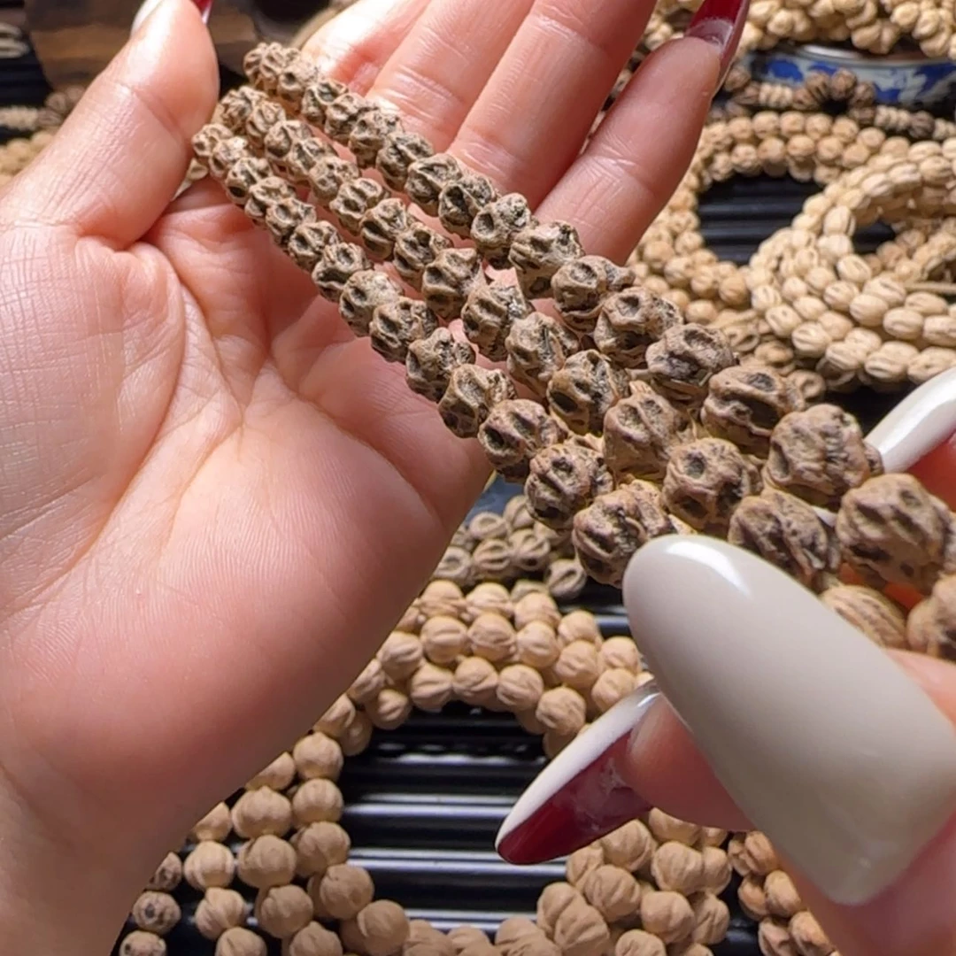 【闪购商品】吊坠柏香籽/百香籽冰***?