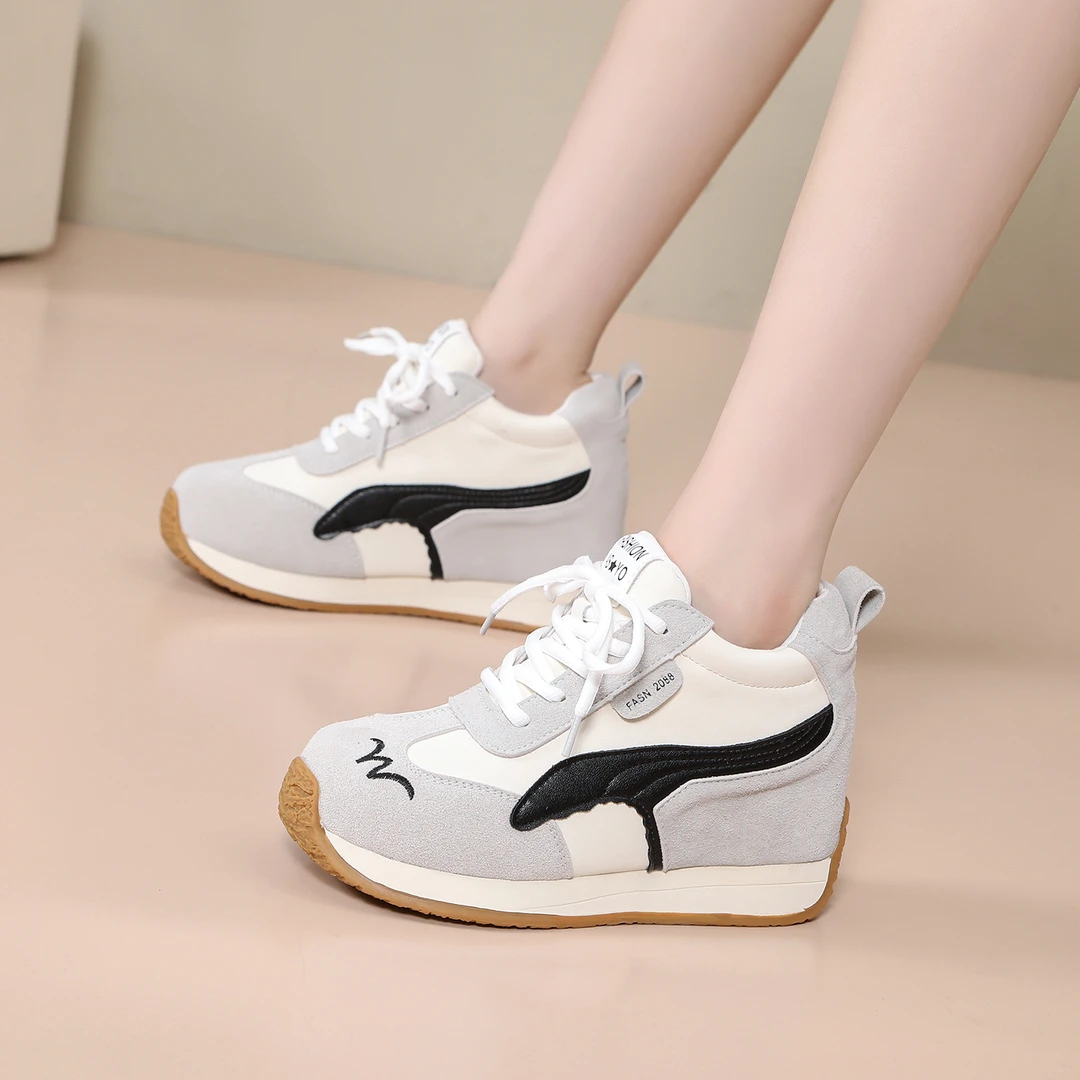 超跟高10厘米内增高德训鞋女鞋秋冬季新款小白鞋厚底运动休闲鞋女