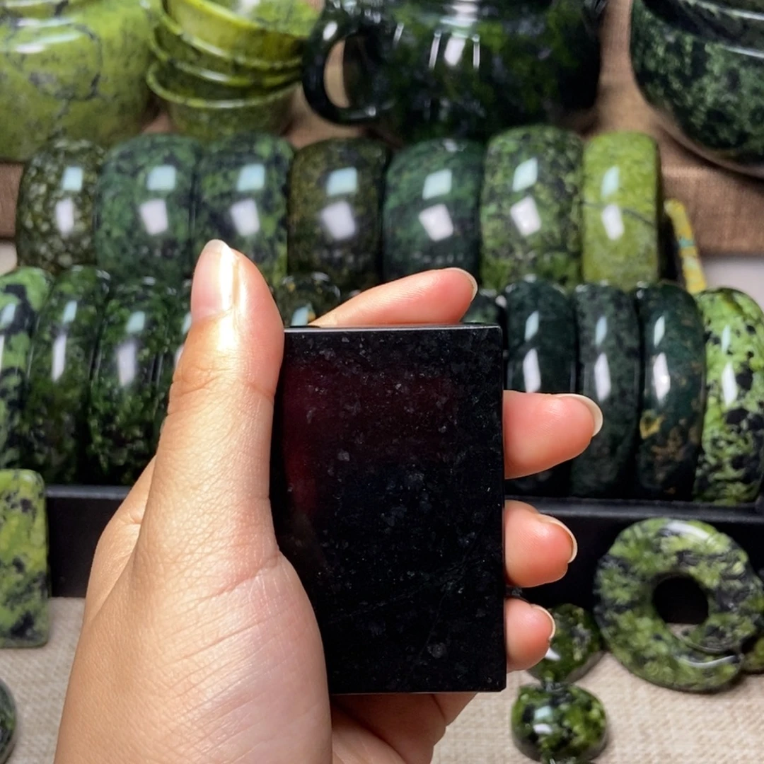 用***7蛇纹石玉未镶嵌药王石项链