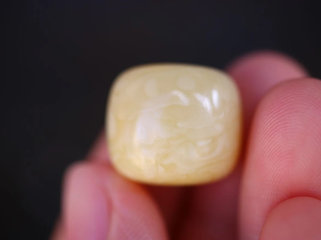【俄料】17.2*15.5mm 精品浓蜡妖花蜜蜡老型单珠 3.1