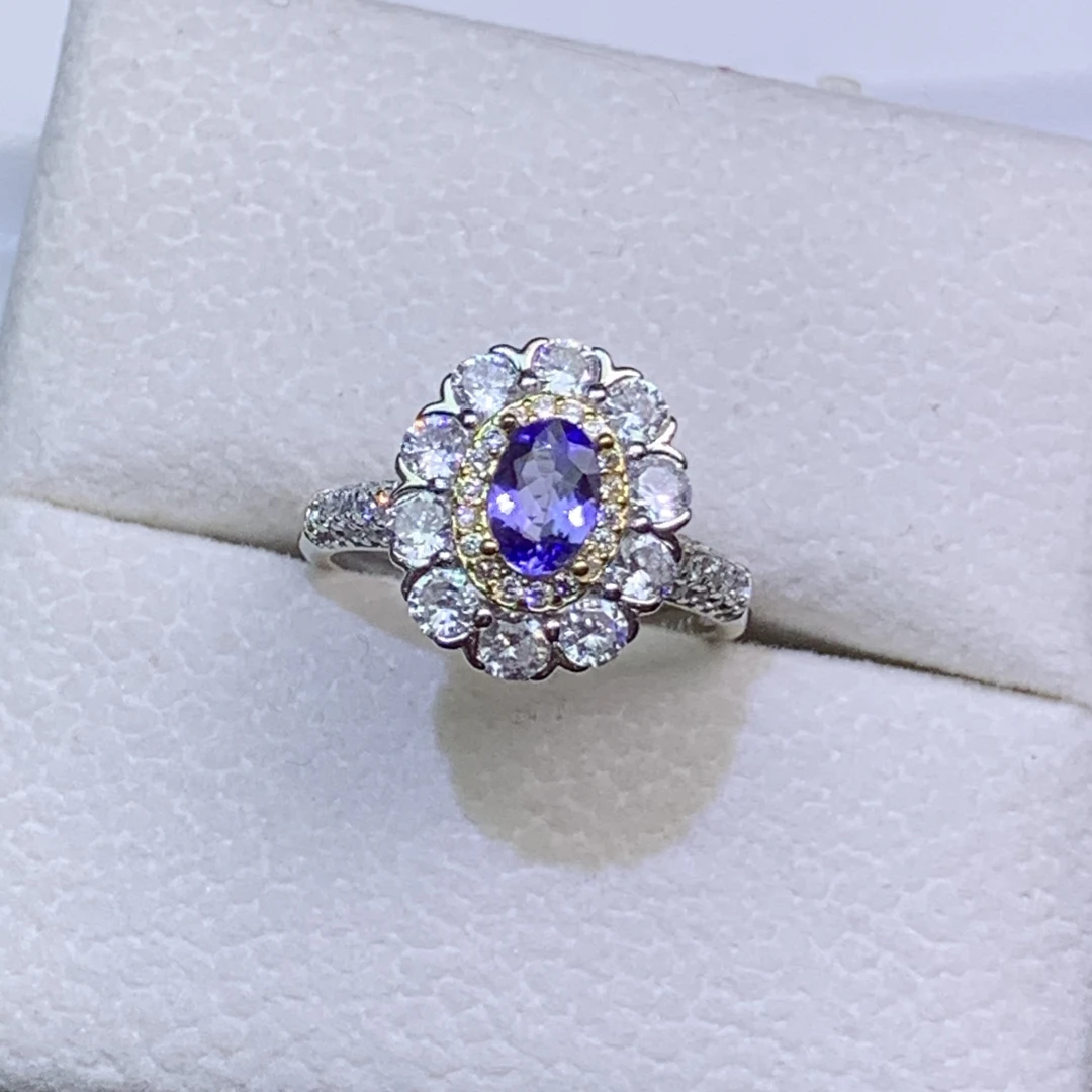 52071号S925银镶嵌天然坦桑石戒指，主石尺寸4*6mm