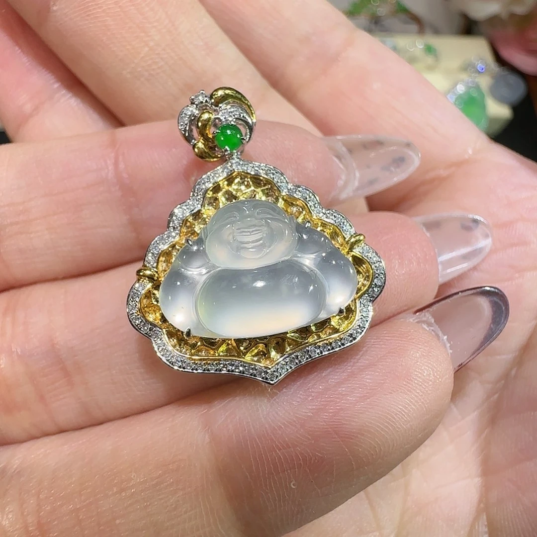 【闪购商品】颈饰18K金镶嵌翡翠