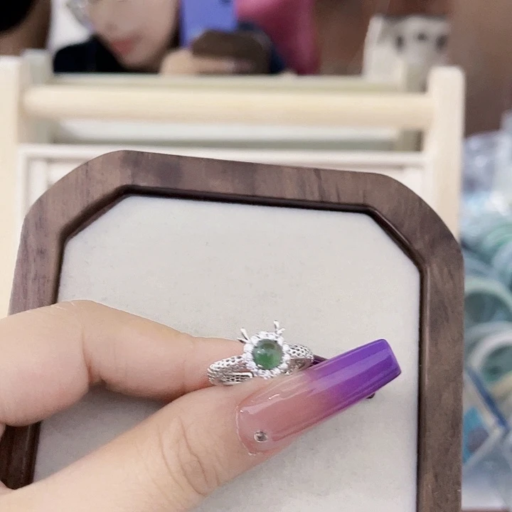 颈饰未镶嵌翡翠天然翡翠Ａ货