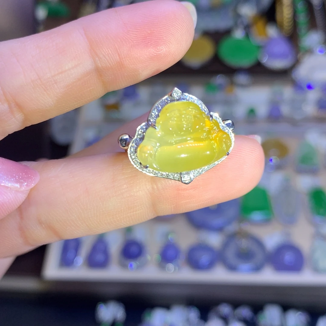 翡翠18K金镶嵌颈饰翡翠