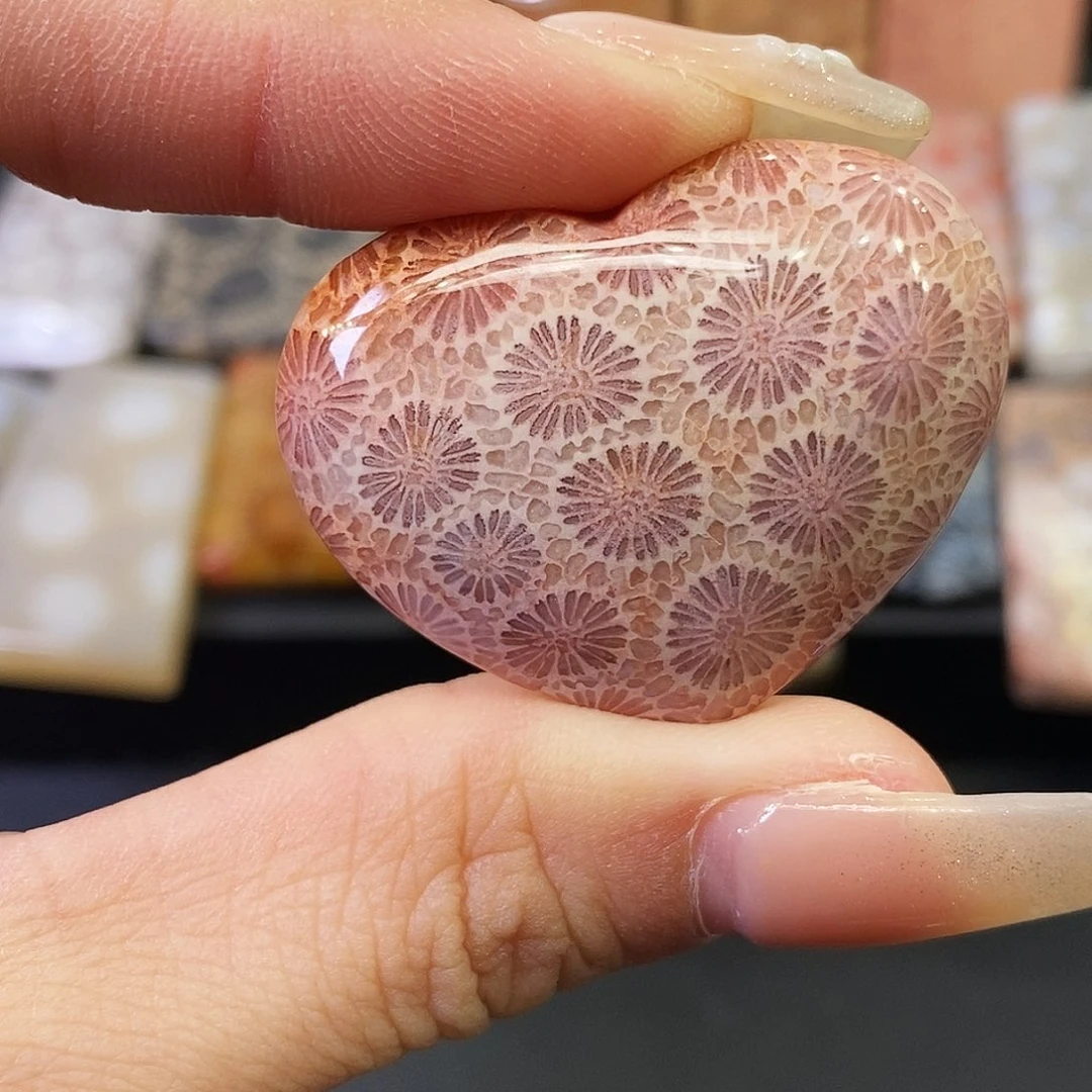 硅化玉颈饰合金炽*使