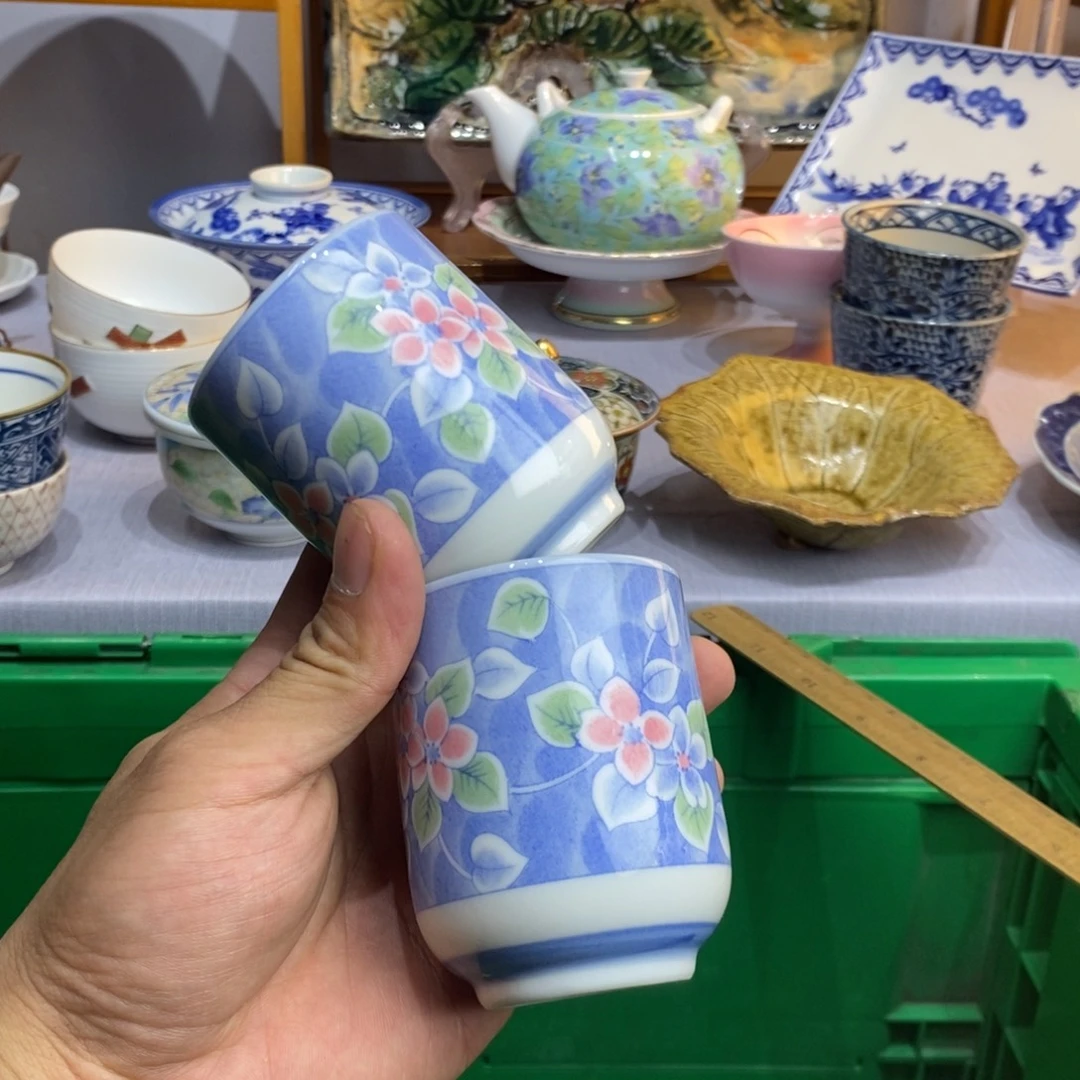 茶盏盘子大包零食都没有
