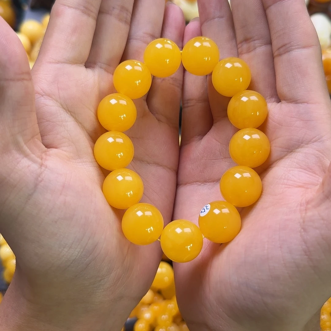 未镶嵌蜜蜡珠宝奇石徐****宝