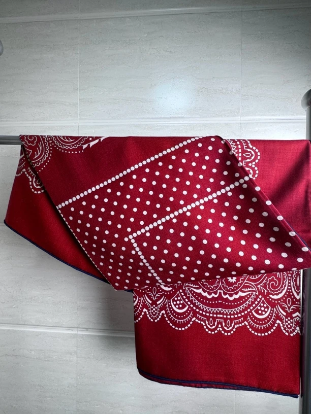 复古时尚丝羊毛围巾 安哥拉红腰果印花&白玉波点 大方巾 披肩