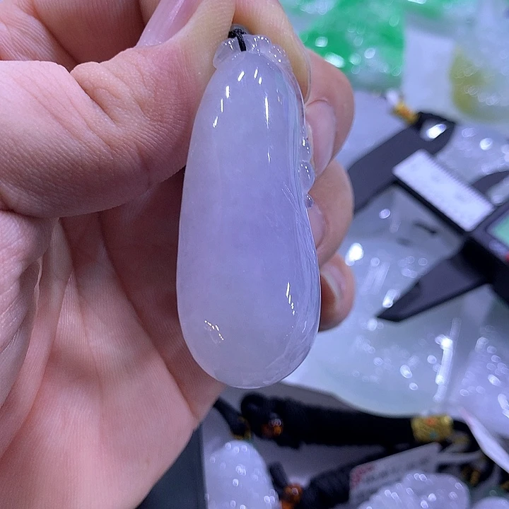 颈饰未镶嵌翡翠天然翡翠A货吊坠