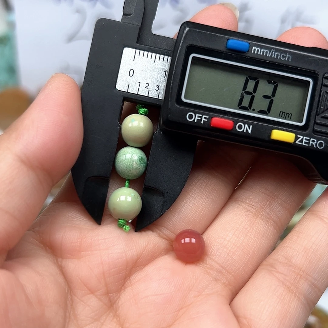 南红玛瑙未镶嵌珠宝奇石