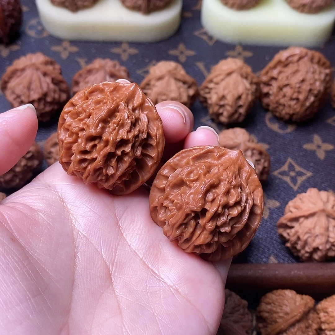 吊坠桃核全品骨赛龙37尺