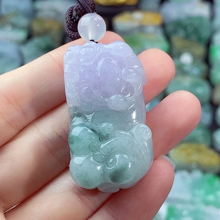 颈饰未镶嵌翡翠天然