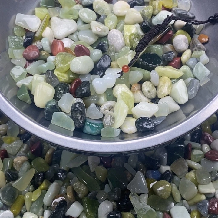 蛇纹石玉鱼缸石未镶嵌