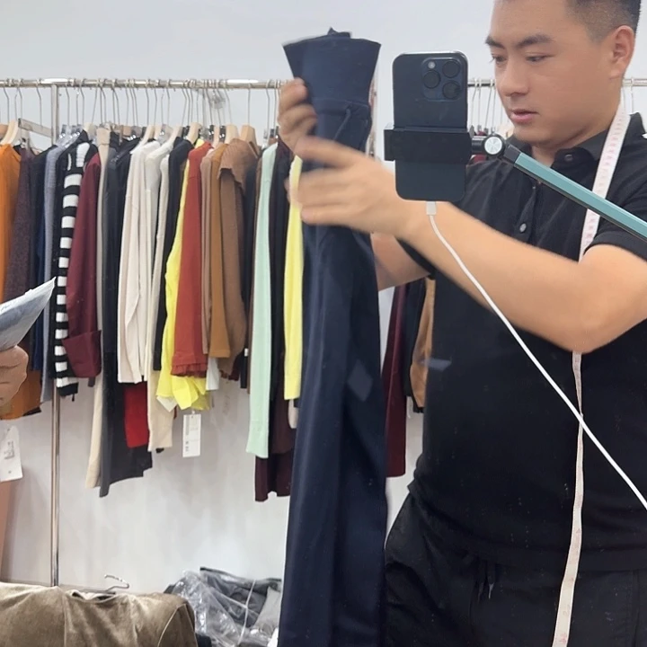 琼***呀羊羔毛这个世界有一件209