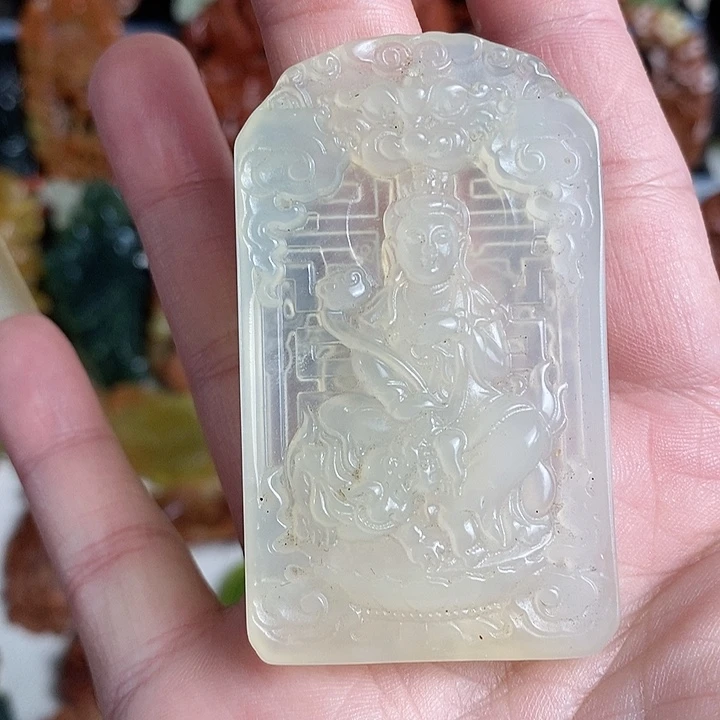 未镶嵌蛇纹石玉颈饰