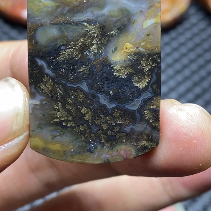 玛瑙/玉髓颈饰未镶嵌萬**意