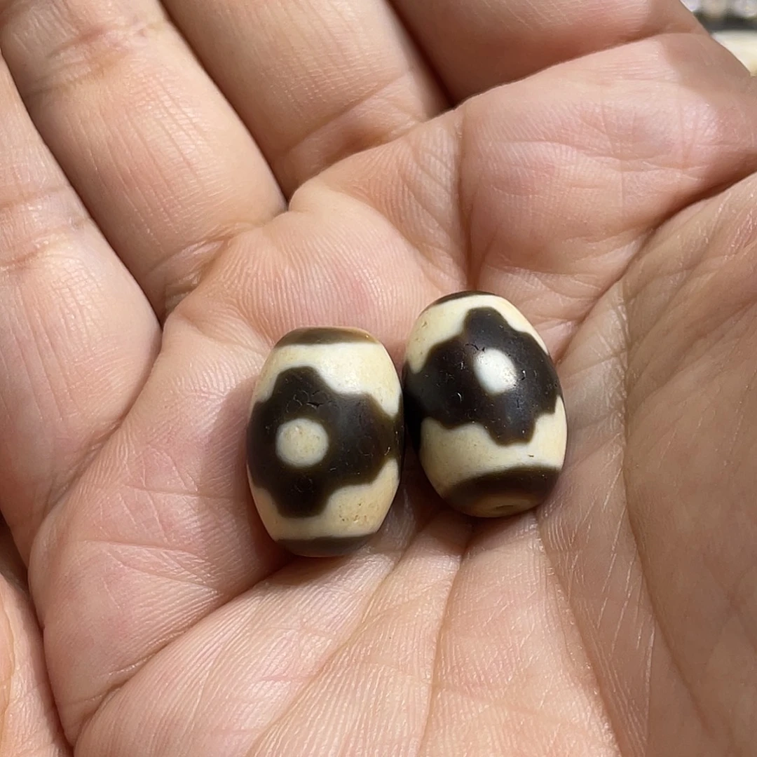 玛瑙/玉髓（覆膜）颈饰未镶嵌