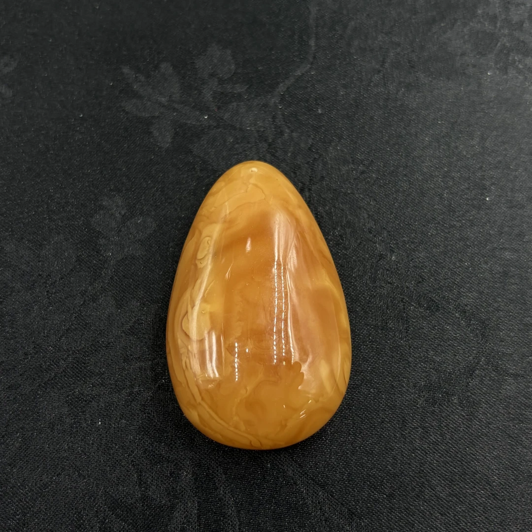 「戴琴珠宝」Q1717-蜜蜡吊坠（多样性发其一）