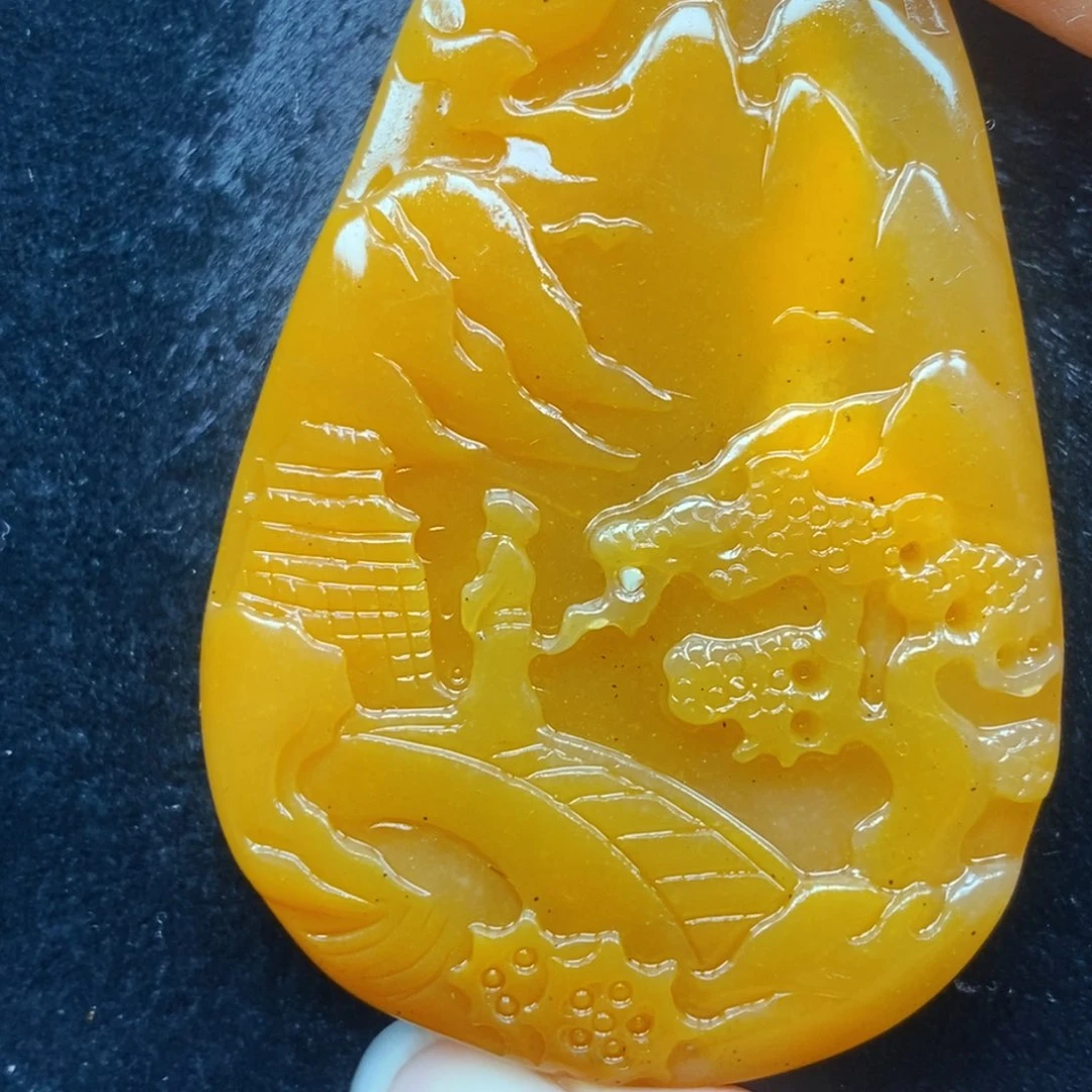 未镶嵌石英质玉（黄龙玉）吊坠(不含链)