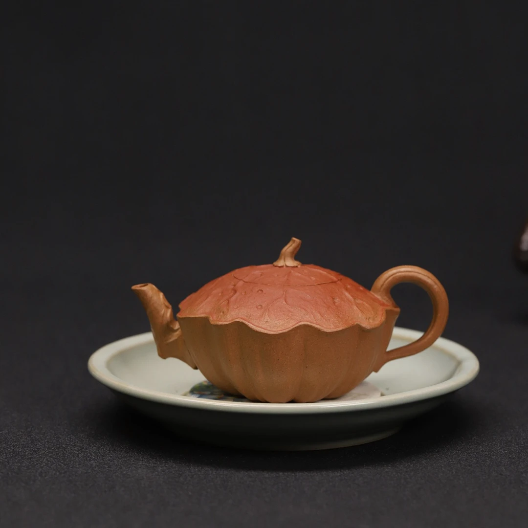 合莲壶 | 精品花器      原矿段泥粉浆      容量150cc