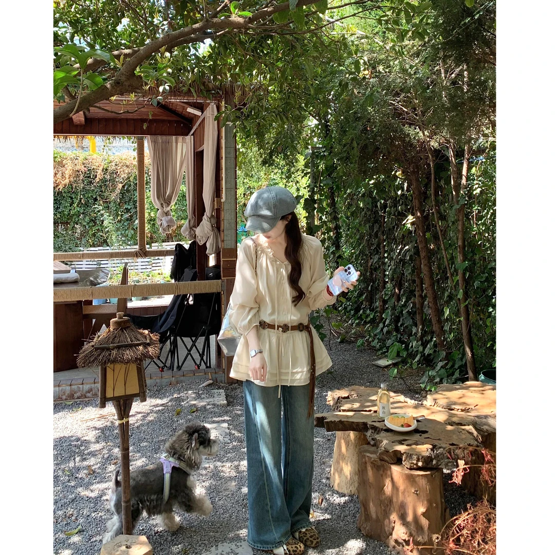 2025春夏新款韩系温柔风木耳边设计抽绳衬衫上衣搭配牛仔裤两件套