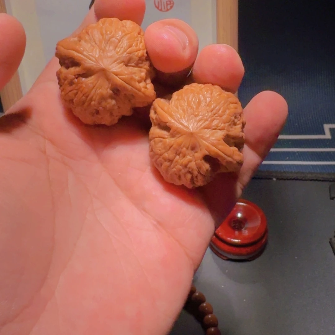 文玩核桃吊坠铁锤41尺全品