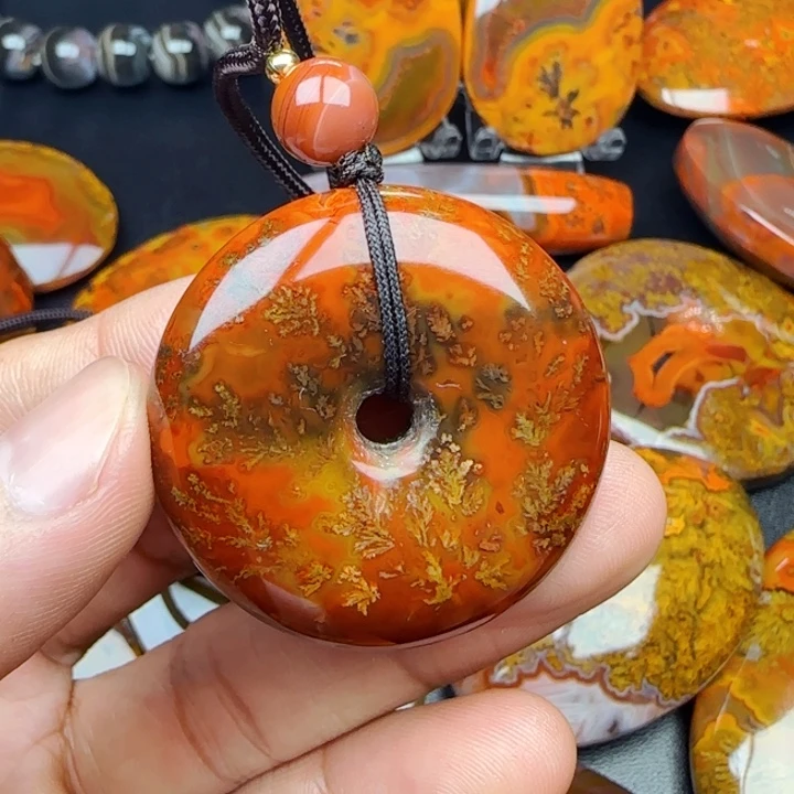 玛瑙/玉髓战国红玛瑙未镶嵌蓝*