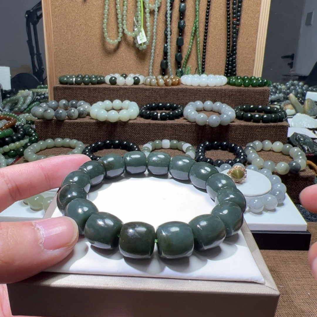 和田玉（糖玉）未镶嵌手链