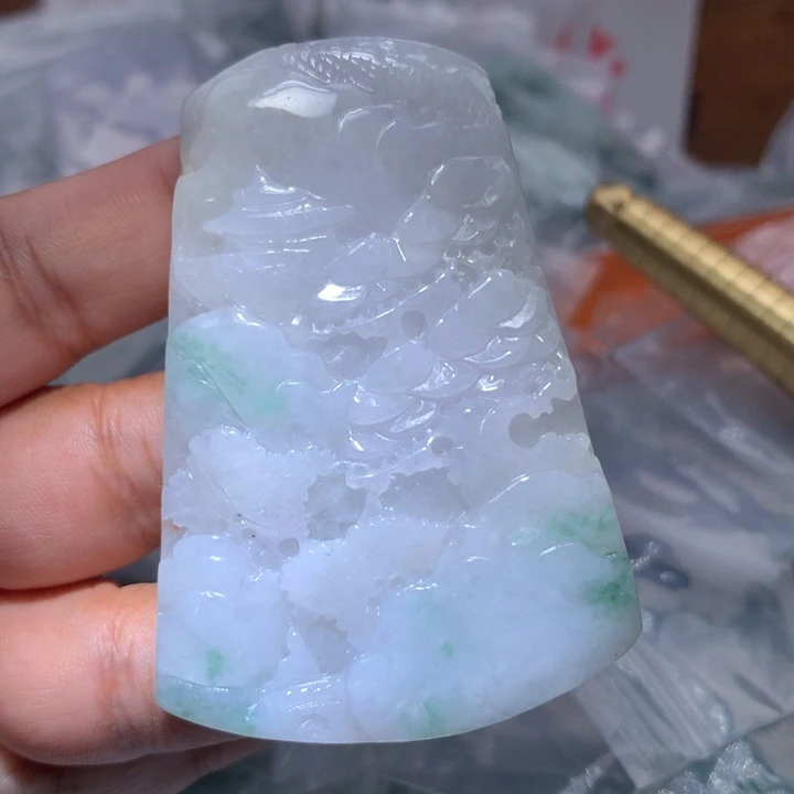 翡翠未镶嵌颈饰保真天然A货翡翠