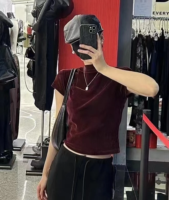 短款T恤女短袖设计感垫肩丝绒打底衫韩版25早秋新款上衣