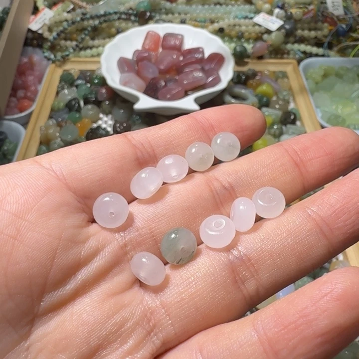 和田玉未镶嵌珠宝半成品