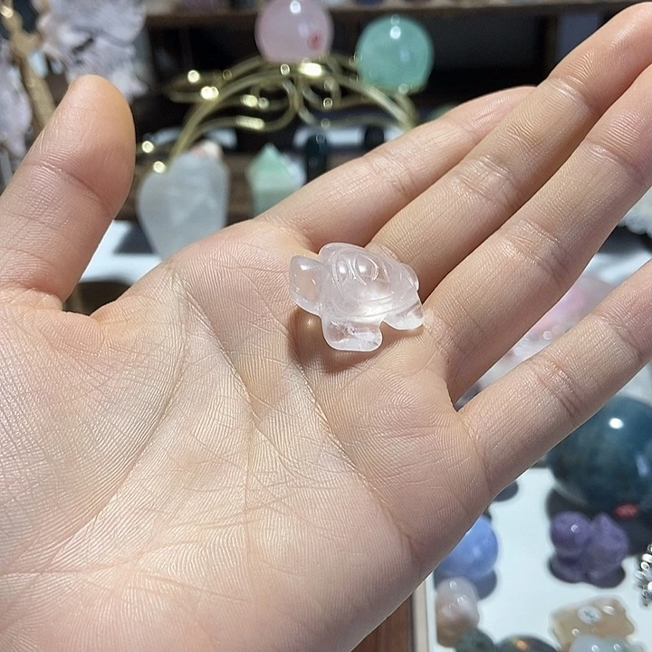 颈饰未镶嵌水晶粉水雕刻小乌龟