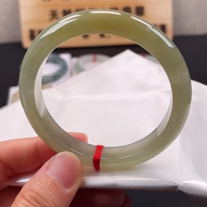 翡翠未镶嵌手镯手镯23