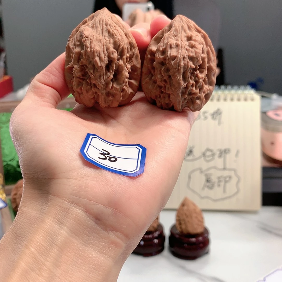 【闪购商品】吊坠文玩核桃壁虎 39尺