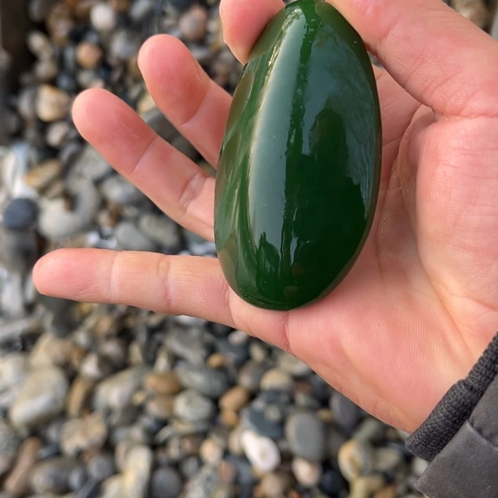 未镶嵌和田玉（糖玉）珠宝奇石