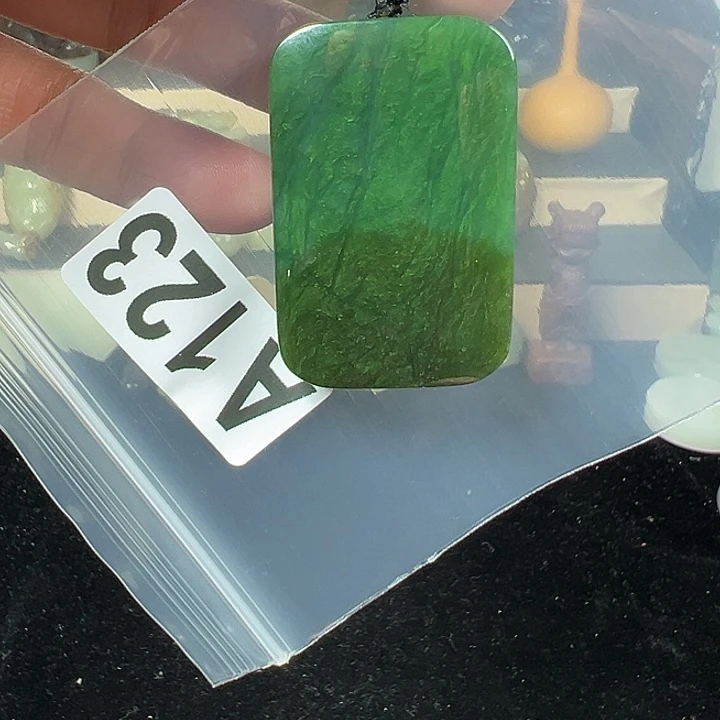 和田玉（碧玉）未镶嵌颈饰