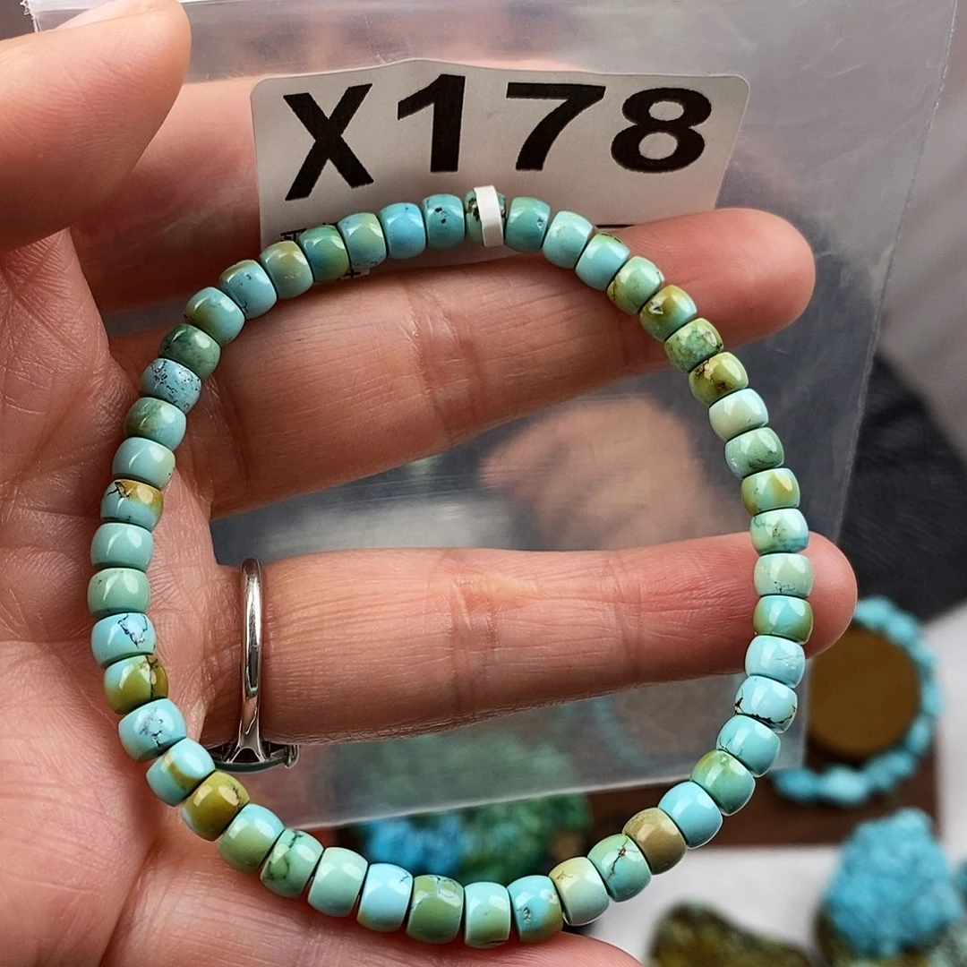 绿松石未镶嵌原矿