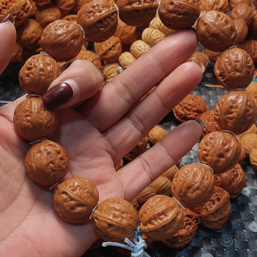 【闪购商品】文玩核桃吊坠光头小枣