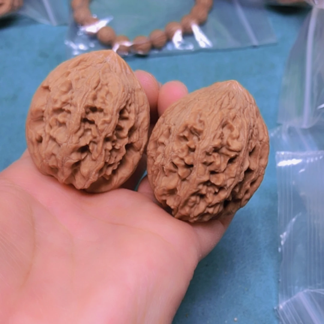 【闪购商品】摆件核桃37.5大沽石修尖