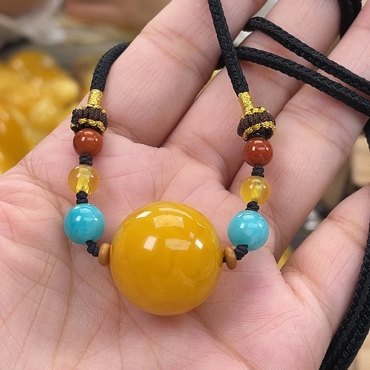 琥珀未镶嵌珠宝奇石h11